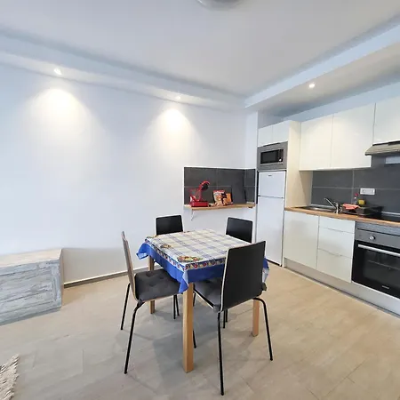 Flower Apartament Playa de las Americas (Tenerife)